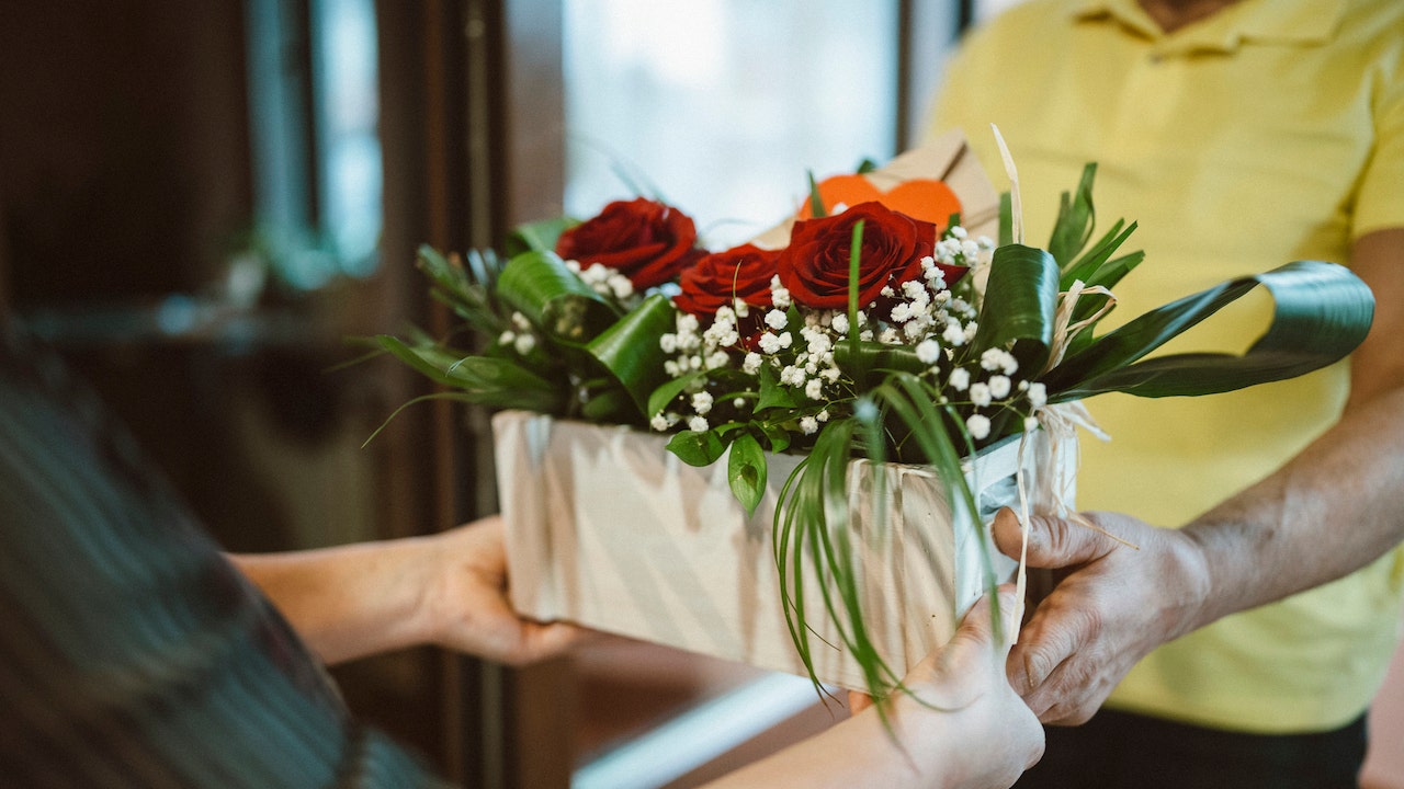 Valentine’s Day deliveries for your date