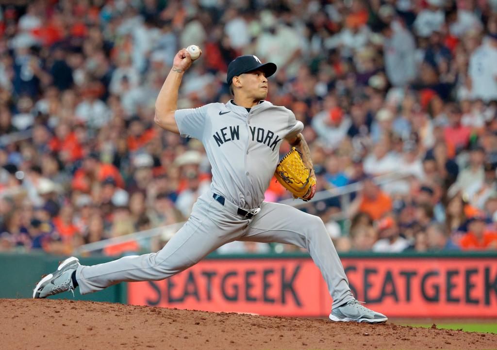 Yankees’ Jonathan Loáisiga likely to return midseason from elbow surgery