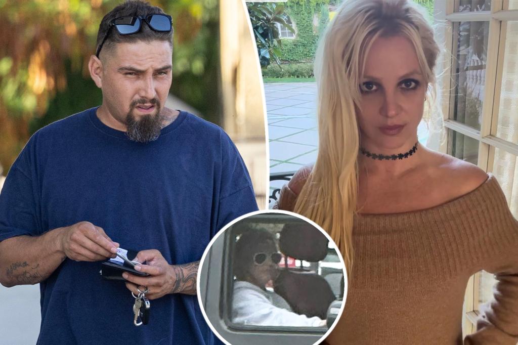 Britney Spears seen with BF Paul Soliz, his kids at playground