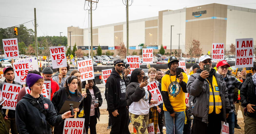 Amazon Union Push Falls Short at North Carolina Warehouse