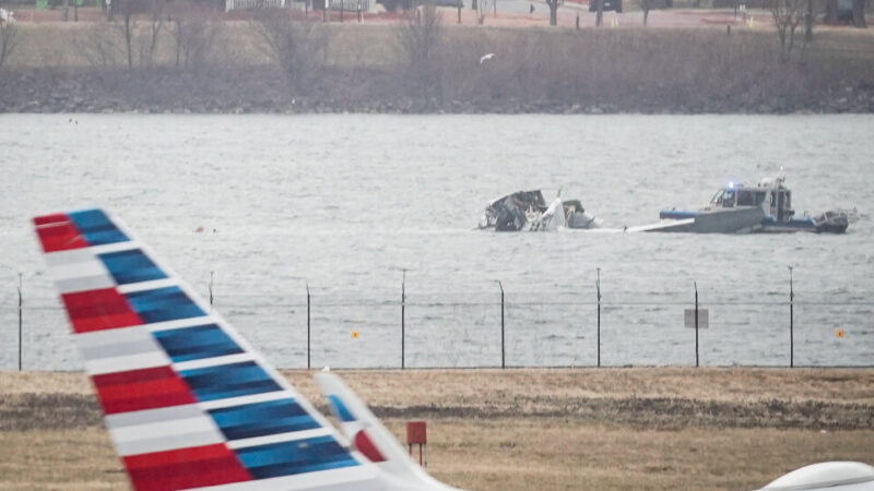 Deadly Crash Focuses Attention on Helicopter Traffic at Reagan Airport