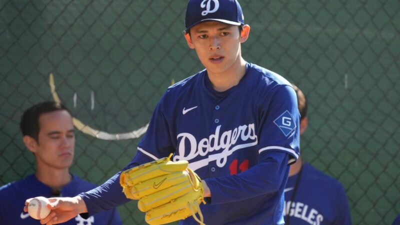 Dodgers’ Roki Sasaki drops surprise marriage announcement