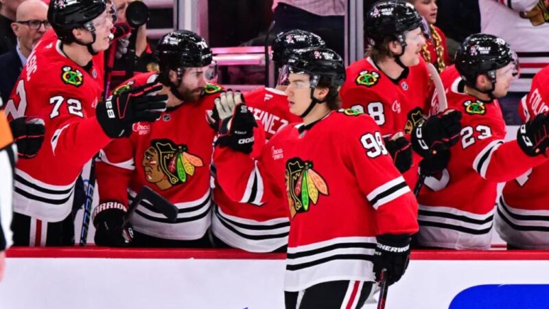 Dysfunctional Blackhawks desperately need a housecleaning