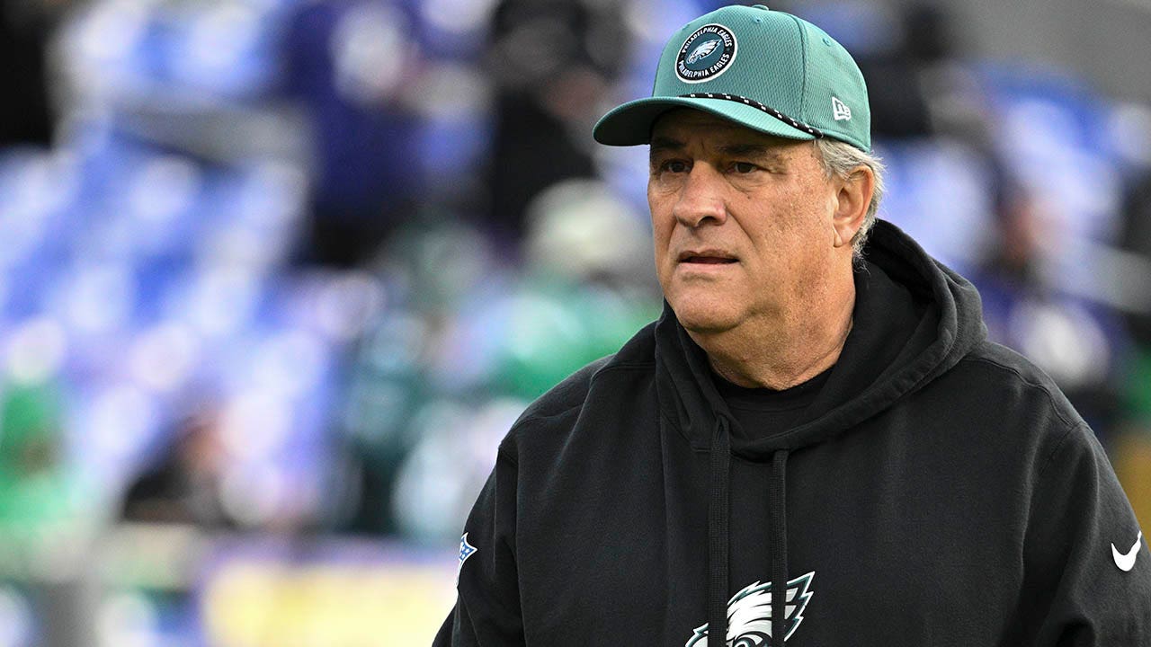 Eagles’ Vic Fangio recalls fearing the worst during Super Bowl blackout in 2013