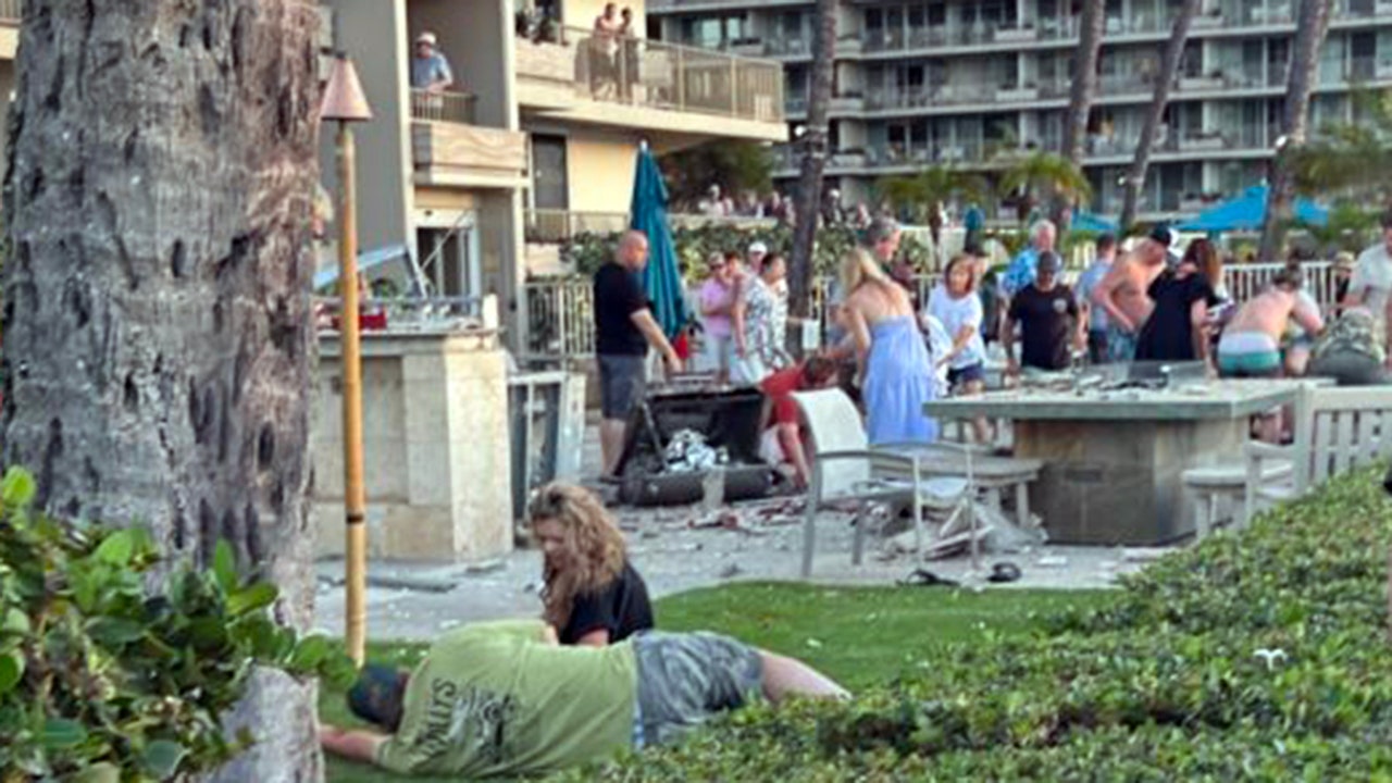 Explosion at luxury Maui resort grill area injures 7