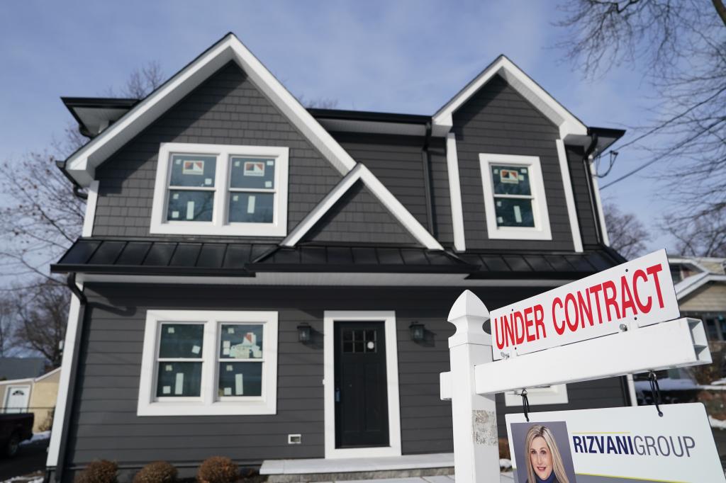 Housing market mired in slump as January home sales drop 4.9%