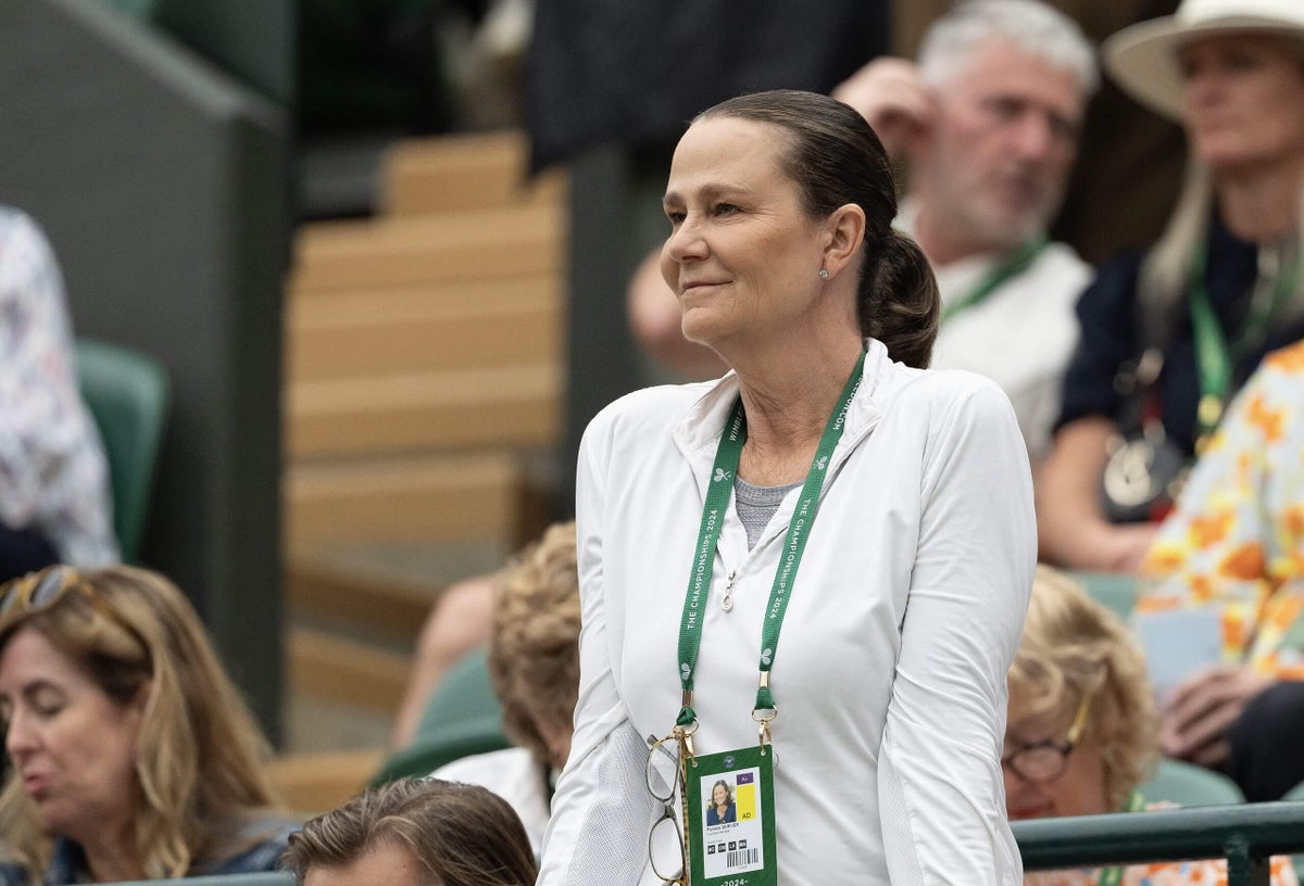 How Pam Shriver’s Grand Slam trophies, stolen during the LA wildfires, were found