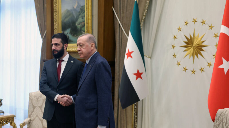 In Turkey, New Syrian Leader and Erdogan Pledge to Work Together