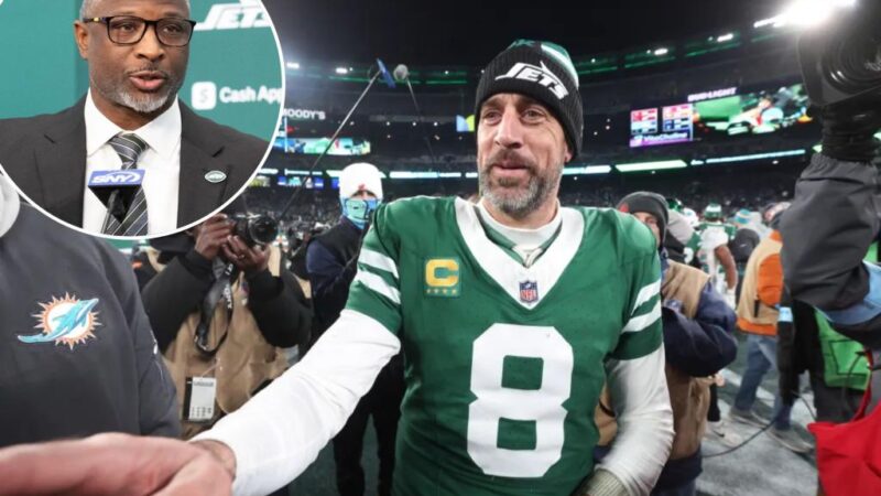 Jets tell Aaron Rodgers they’re moving on from QB