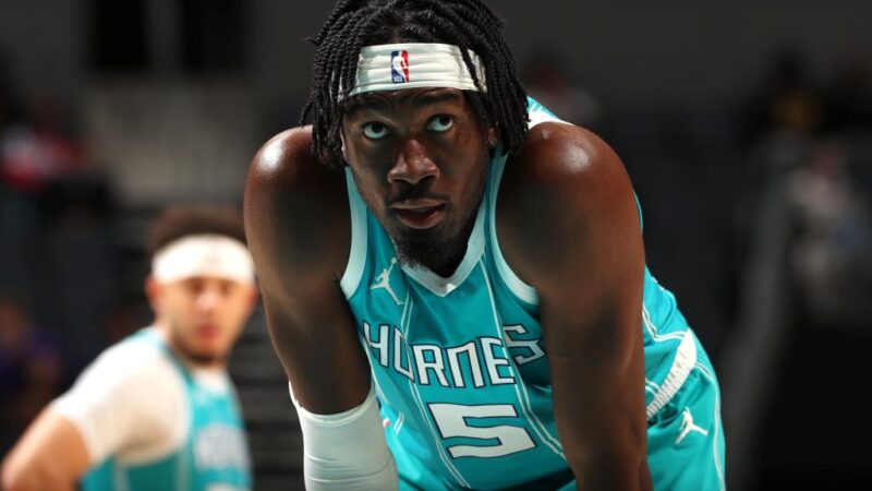 Lakers’ trade for Hornets center Mark Williams rescinded