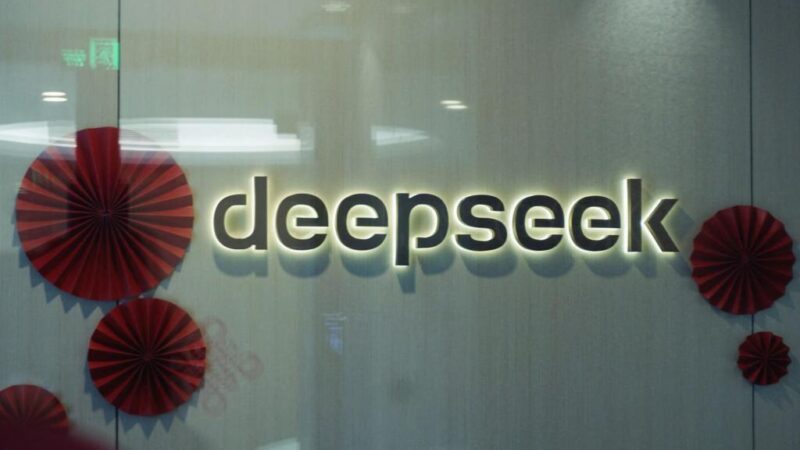 Lawmakers push to ban DeepSeek from US government devices: report