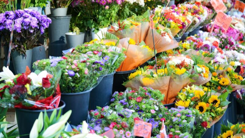 Long Island flower service shuts down after thousands complain about refund shenanigans