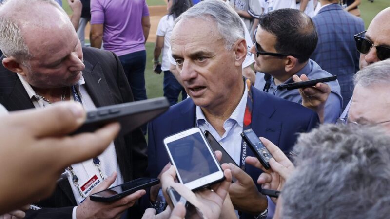 Marchand: With ESPN opt-out, MLB commissioner Rob Manfred creates another TV mess