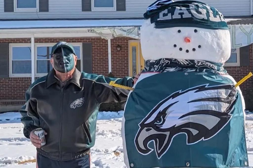 Philadelphia Eagles superfans in New Jersey keep ‘Snoquan the Snowman’ in tact the entire month leading up to the Super Bowl