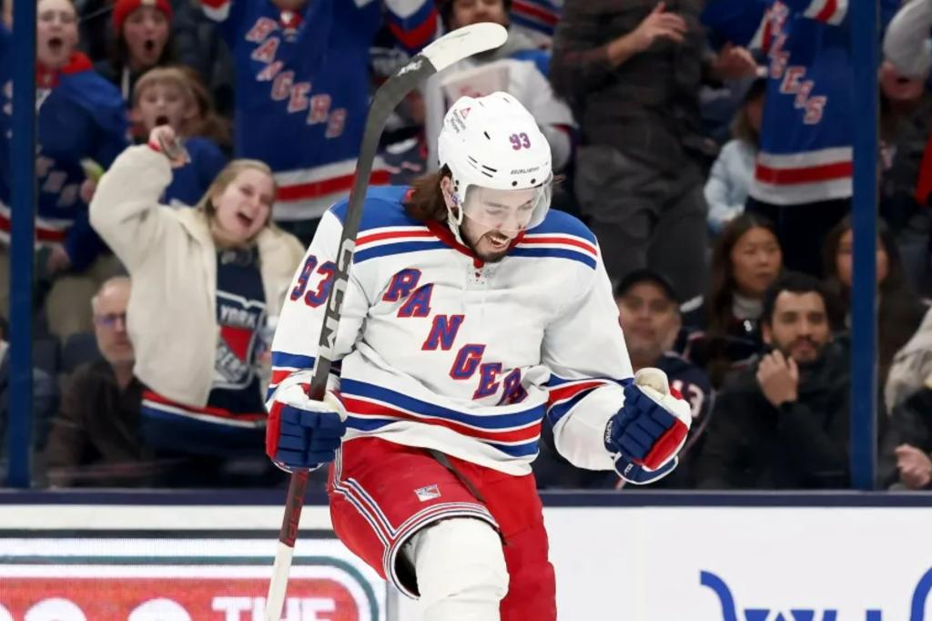 Rangers’ lineup musical chairs has only brought out Mika Zibanejad’s best