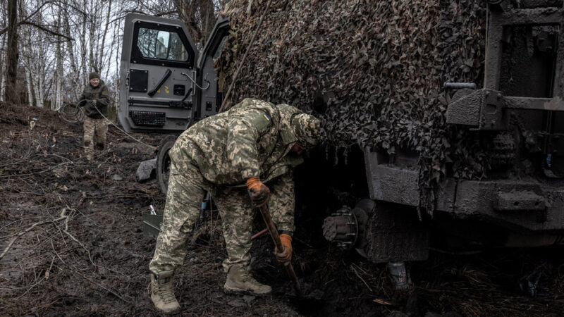 Trump and Putin Discuss End to War in Ukraine: Live Updates