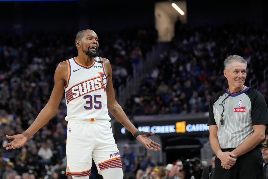 Suns’ Kevin Durant claps back at heckling sports bettor