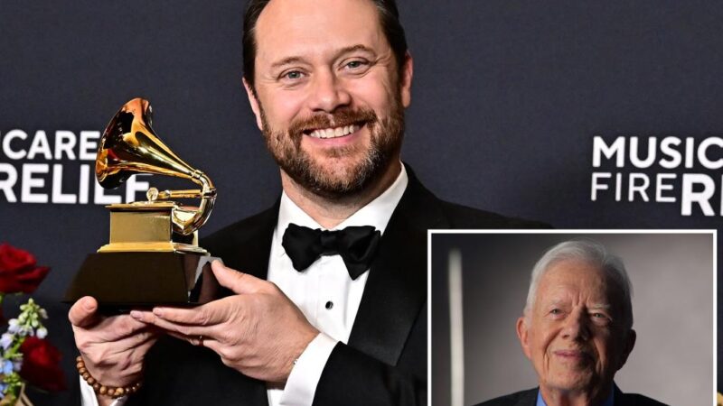 Jimmy Carter wins posthumous Grammy Award