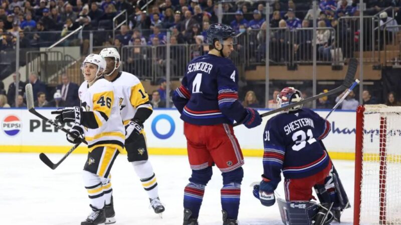 Rangers fail to recapture late magic in loss to banged-up Penguins