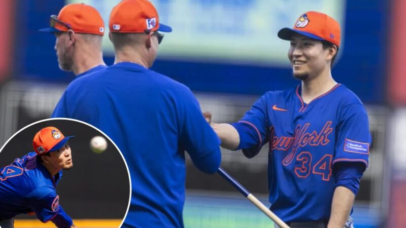 Mets’ Kodai Senga all smiles after passing first spring test