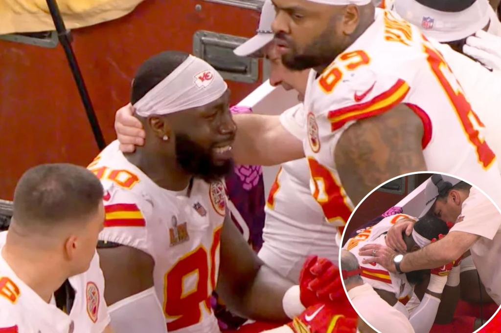 Chiefs’ Charles Omenihu crys on sideline during loss to Eagles