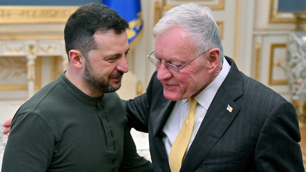 Trump envoy calls Zelenskyy a ‘courageous leader’ after Trump blasted Zelenskyy