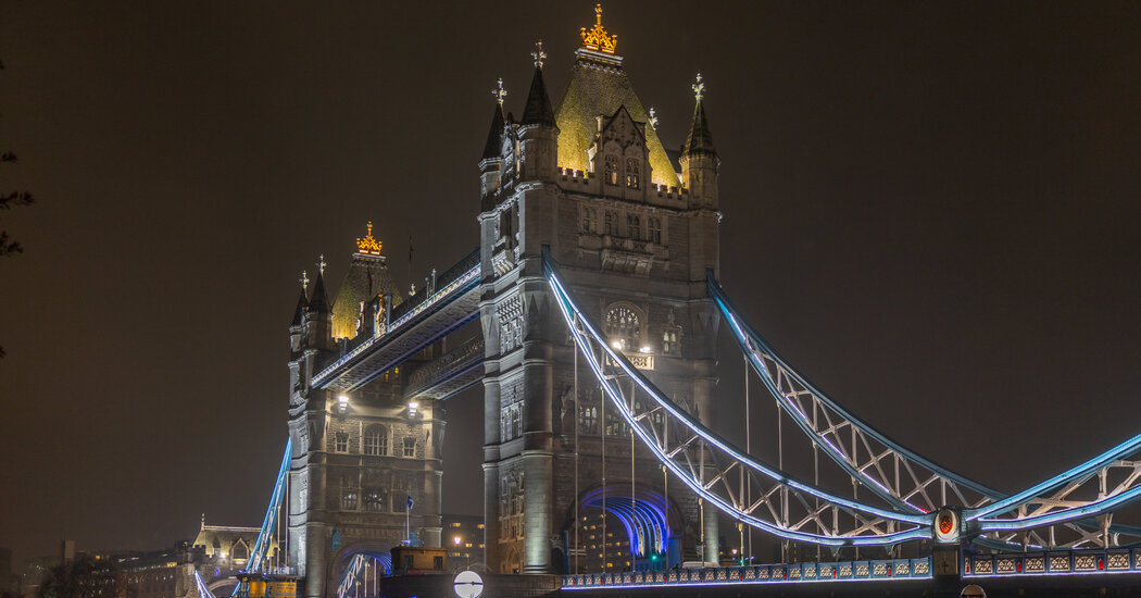 ‘White Lotus’ Star Natasha Rothwell on Her Top Places to Visit in London